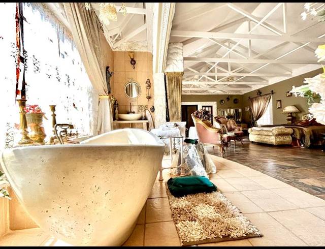 FARM FOR SALE IN SCHIETFONTEIN AH